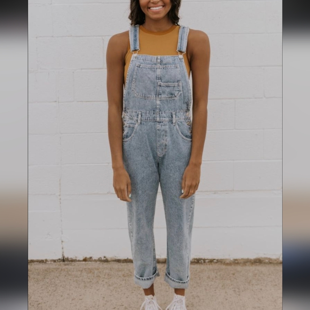Free People Ziggy Denim Overalls Jumpsuit Size 25 Light Wash